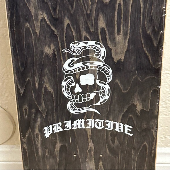 Primitive Robert Neal Streets Holographic Foil Skateboard Deck 8.125” Season 22. - Picture 9 of 10